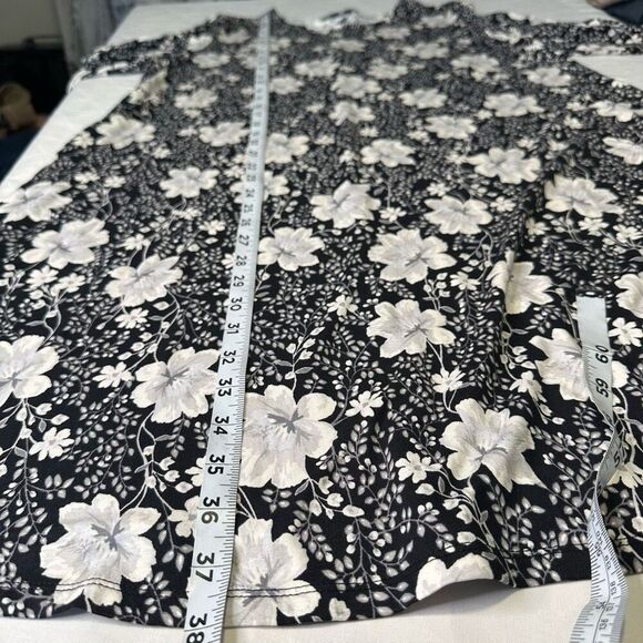 Old Navy Womens Black Floral Longsleeve Knit Swing Dress XL Modern Boho Chic - Picture 8 of 10